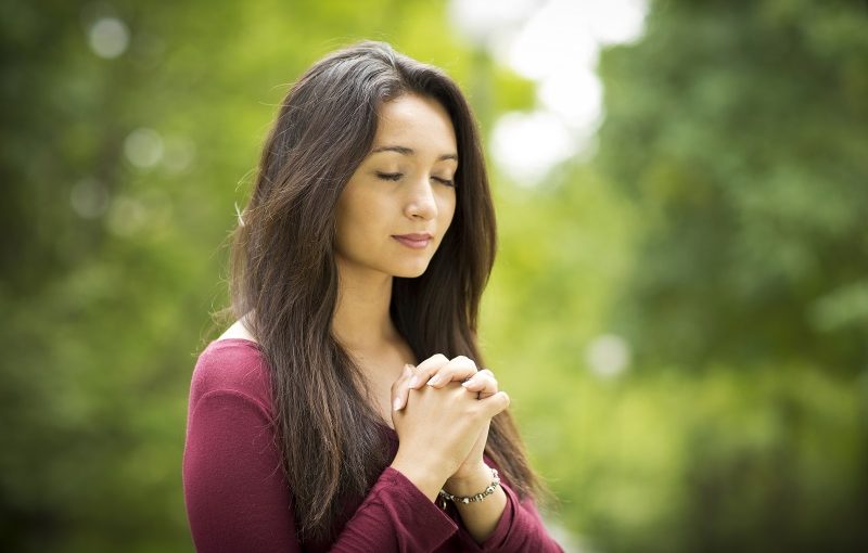 woman-praying-marquee1-800x510-1